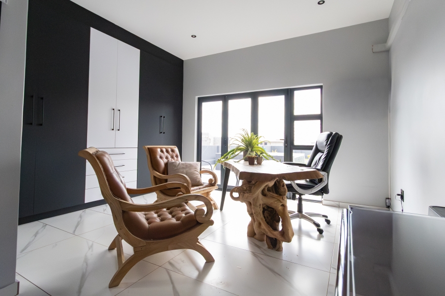 5 Bedroom Property for Sale in Cashan North West